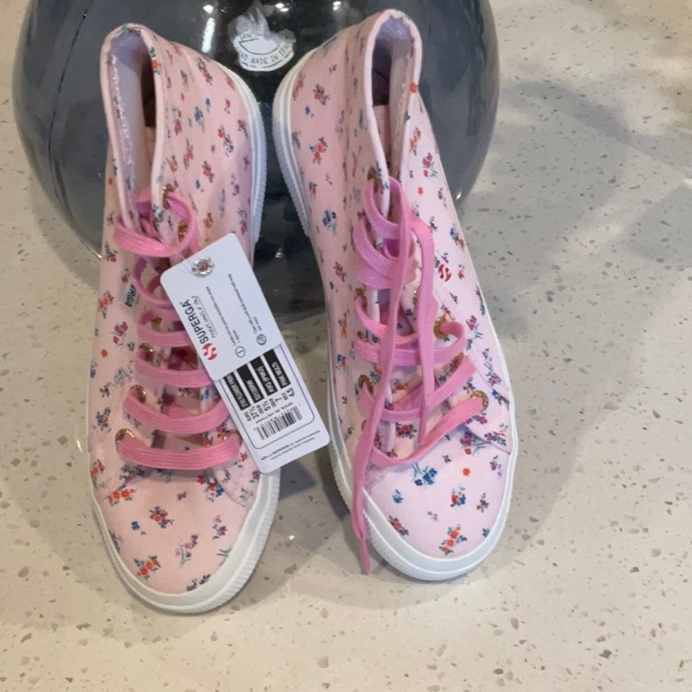 Superga Unisex  Sneaker Pink US size 51/2